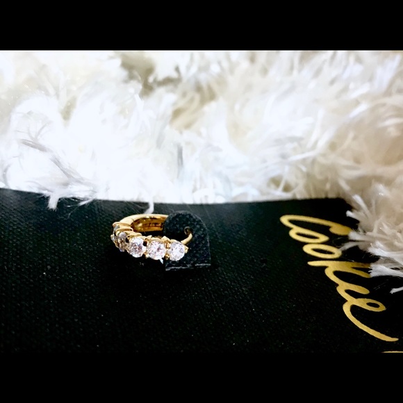 Cookie Lee gen. Cubic zirconia hoop earrings🌟 - Picture 2 of 4